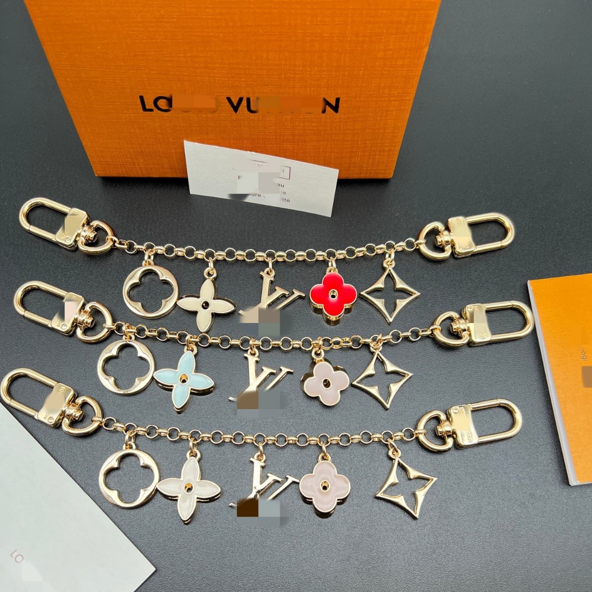 驴牌V家适用托特包皮包带斜挎包箱包合金金色四叶草包包挂链轻奢