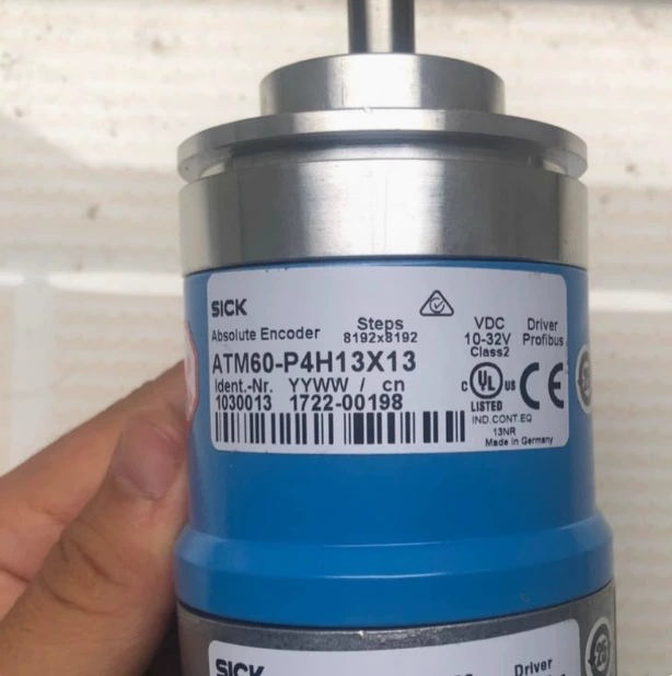 Германия SICK ATM60-P4H13X13 кодер AD-ATM60-KA3PR адаптер новый оригинальный