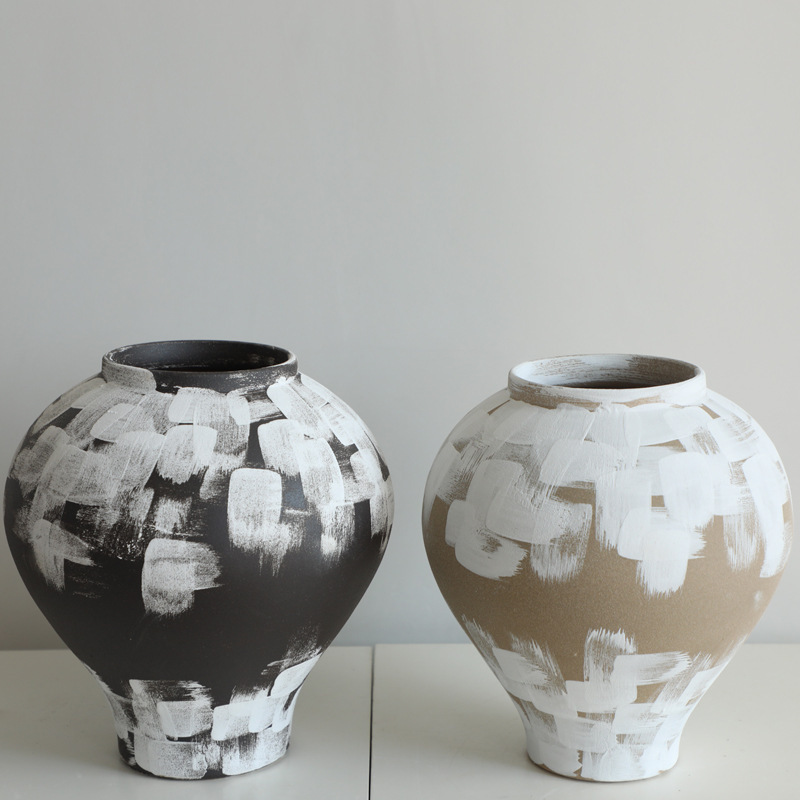Scandinavian Classy Wabi-Sabi Style Pure Handmade Big-Belly Vase High-End Jingdezhen Pottery Tea Space Flower Ornaments