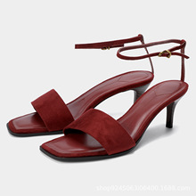 ZA��ʽ�Lһ�֎�¶ֺ��ЬŮ�tɫ���߸����^�����Ը�ЬŮ2026�羳