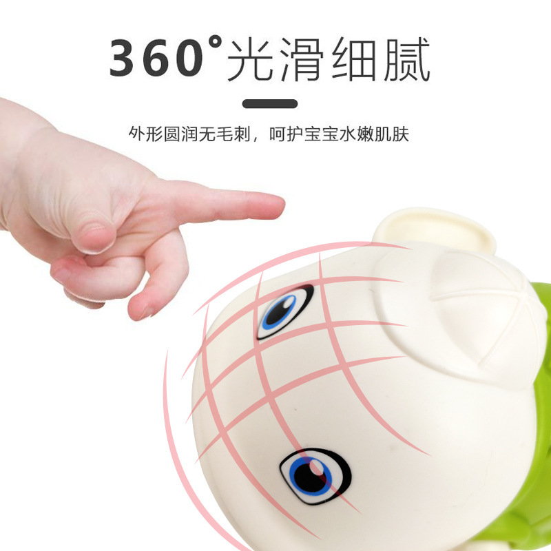 ぜんまいの小さい黄色のアヒルのチェーンの入浴のおもちゃの赤ちゃんの子供の室内の水泳の入浴する水遊びのおもちゃの卸売り