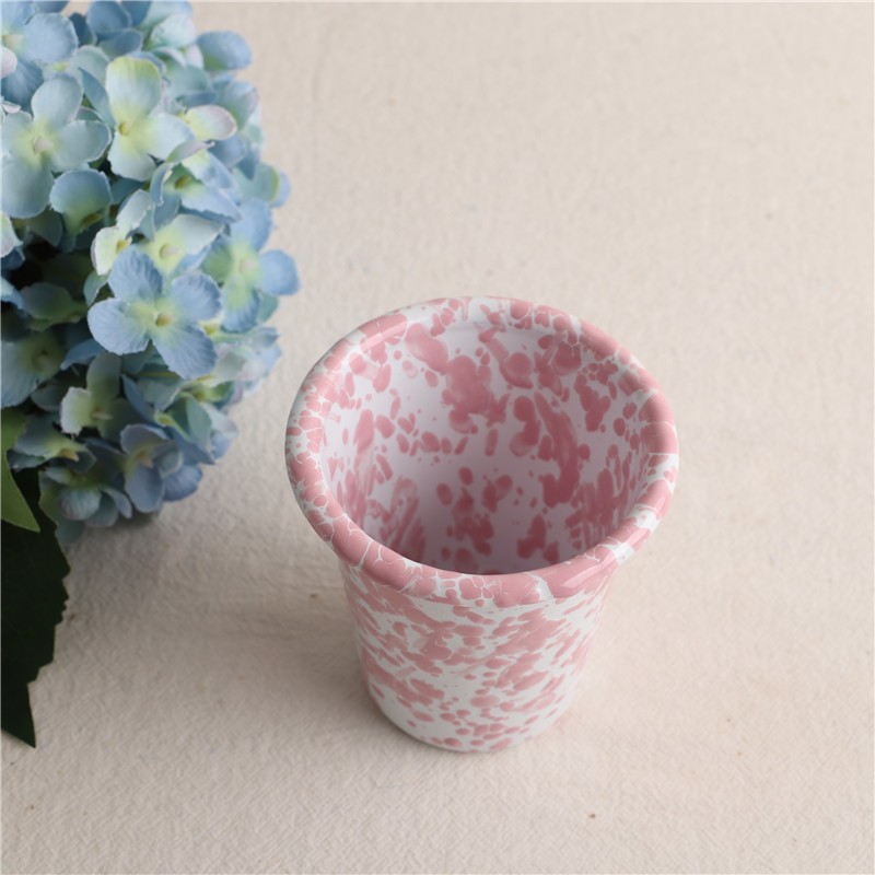 Impression exportée en Corée Tasse portable en émail à pois roses pour café, bain de bouche, jus et dessert_voghion.com