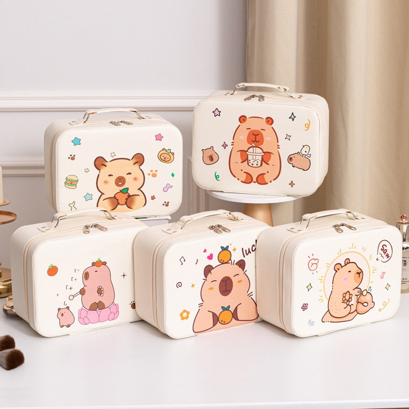 卡皮巴拉化妆箱大容量化妆品手提可爱化妆包卡通收纳盒防水立体