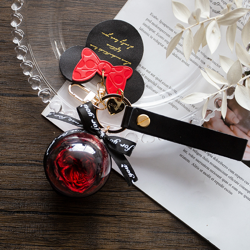 Llavero de flor eterna al por mayor colgante terminado ramo de flores secas Caja de regalo de San Valentín regalo de mano de novias regalo de bendición