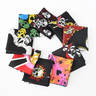 Factory Direct Supply in stock polyester skull printed square scarf hip hop hip hop hip hop dress up Halloween Ghost Head wholesale headscarf
