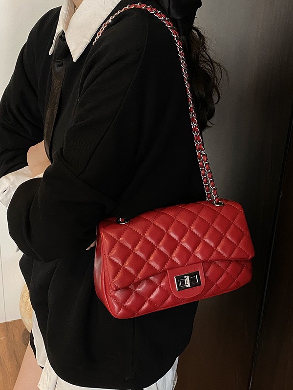 2026 nueva moda versátil bolso de mujer bolso de cadena de diamante nicho de diseño de alto rendimiento extranjero bolso de hombro