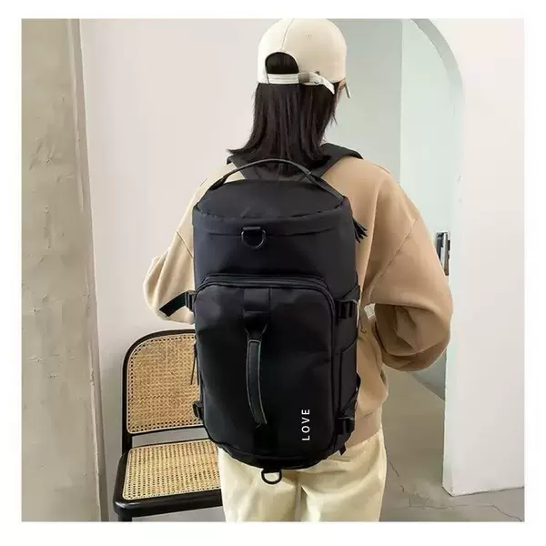 Manufacturer's travel bag is a multifunctional handbag, large-capacity sports backpack with dry and wet separation, and gym bag
