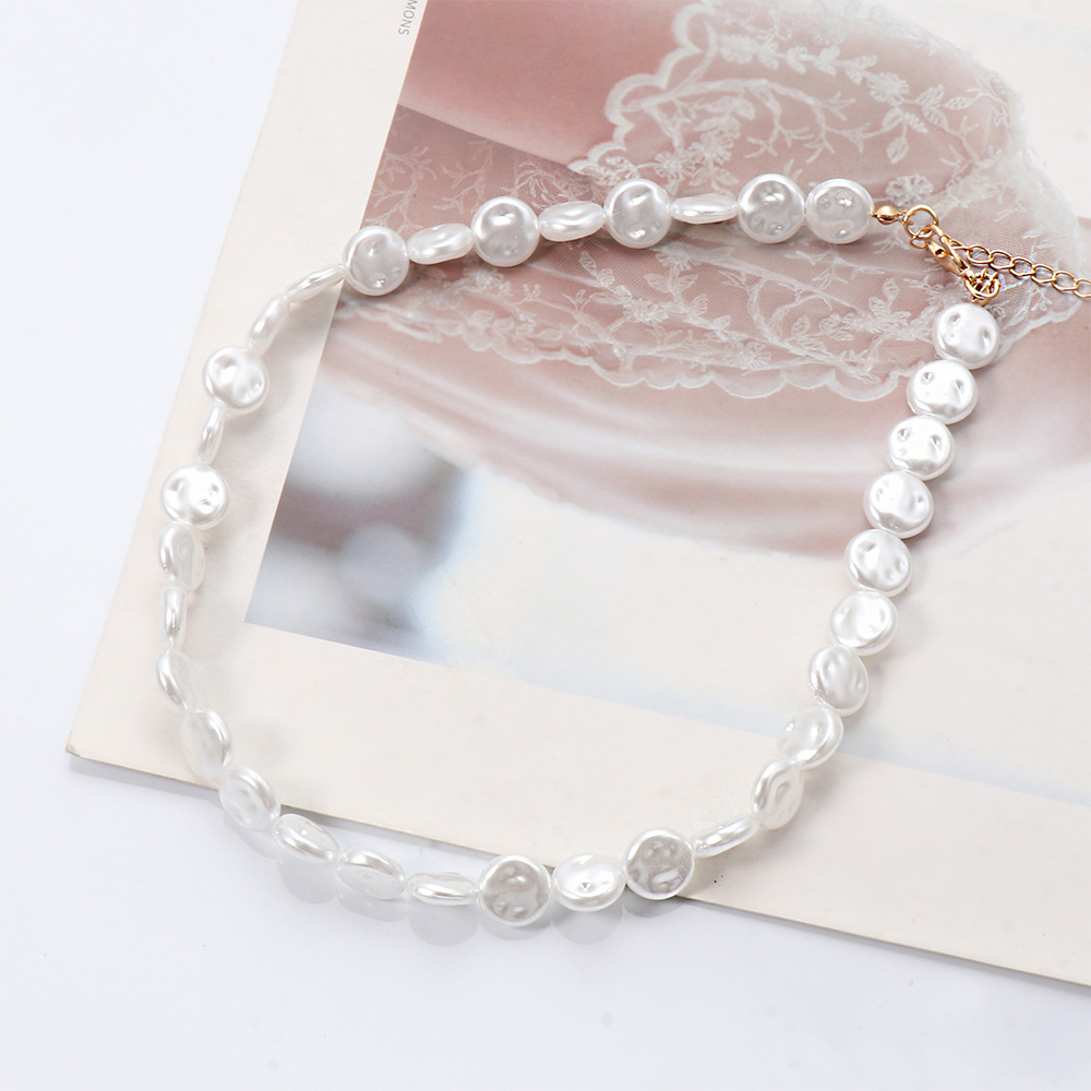 Fashion Flat Pearl Rhinestone Necklace display picture 6