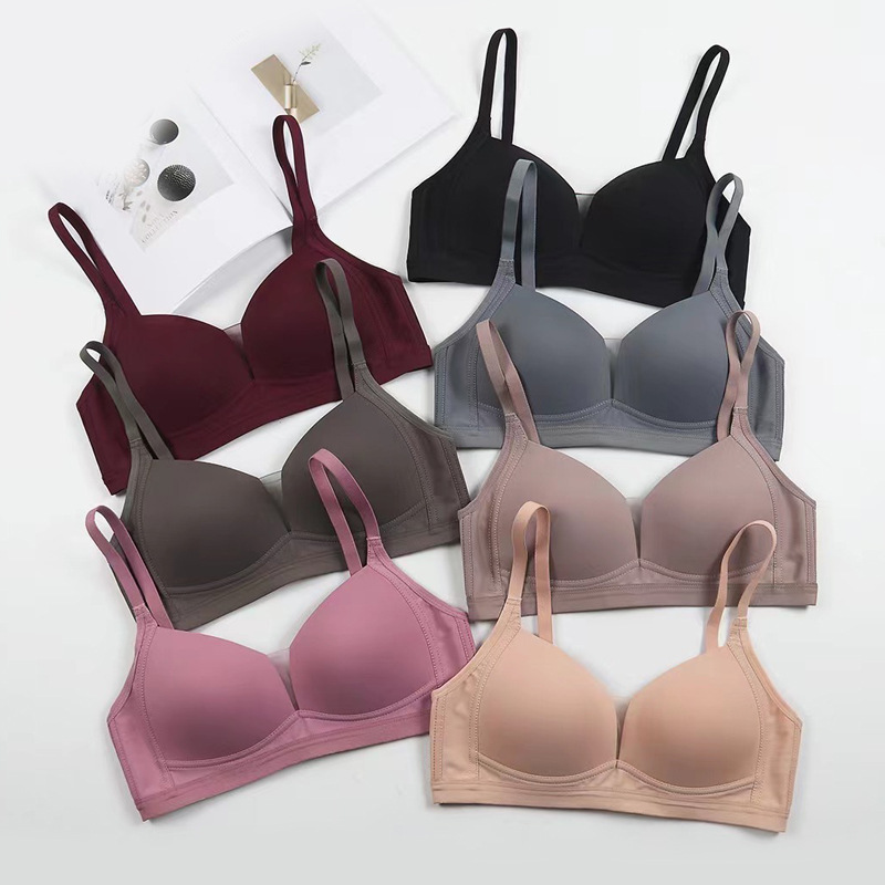 Comercio exterior en stock de gran tamaño sujetador de mujer sin anillo de acero delgado ropa interior de mujer cómoda soporte para reunir sujetador anti-caída C