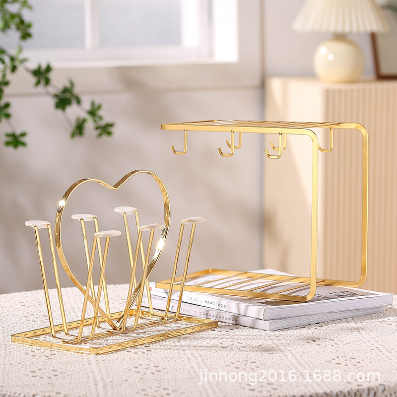 Titular de la taza de drenaje de hierro de estilo japonés de estilo europeo creativo luz piso de lujo taza de agua estante invertido juego de agua de cocina estante de almacenamiento