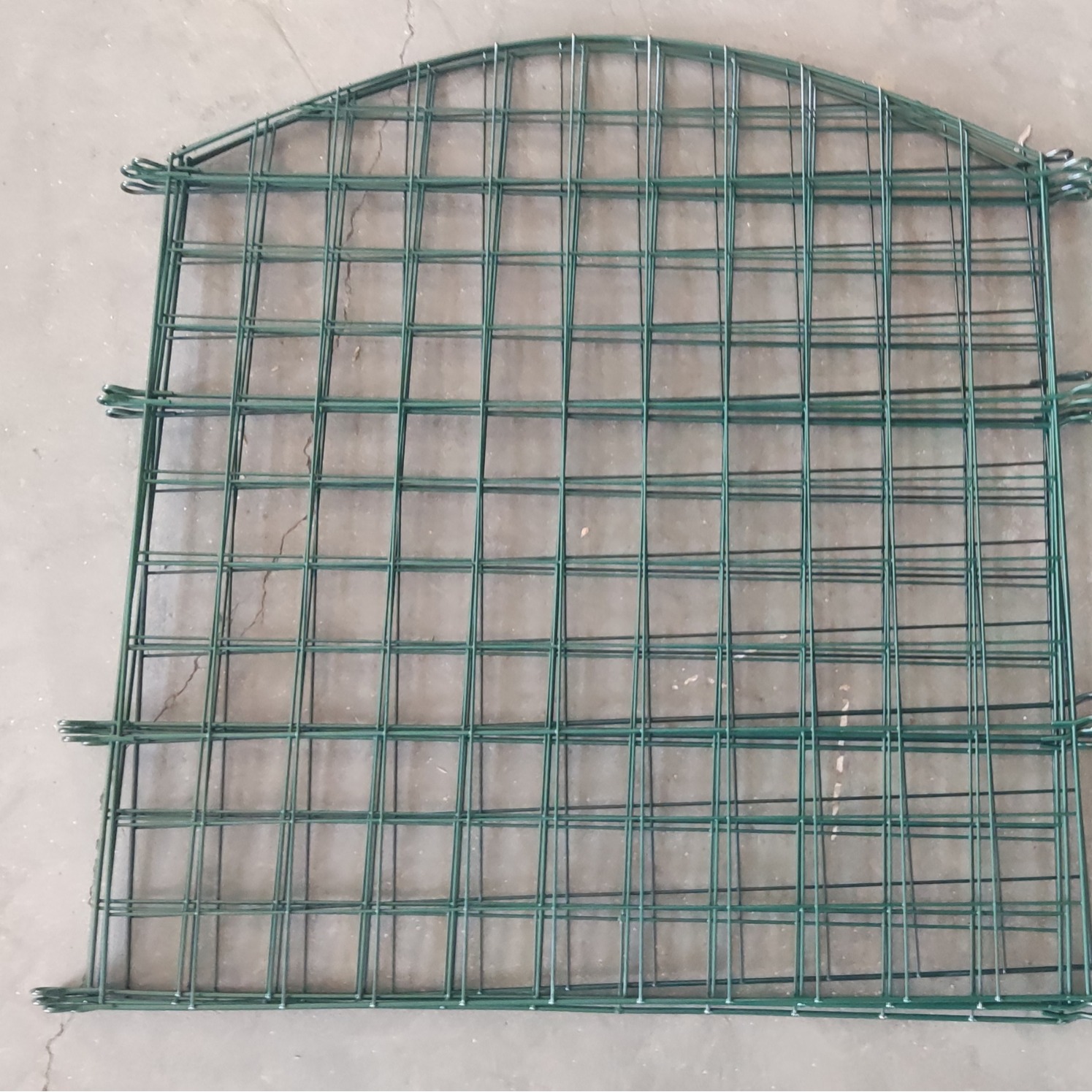 厂家现货直销圈山圈地养山鸡 公路护栏网 池塘坑塘隔离防护网围栏