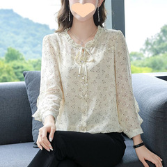 女性用の新しい夏の長袖シフォンシャツ、高級シャツ、おしゃれな花柄お腹カバートップス、女性用の薄底シャツ
