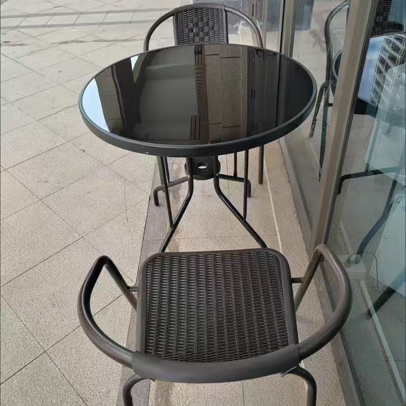 Mesa y silla al aire libre con paraguas combinación patio al aire libre jardín mesas y sillas tres piezas set casero ocio al aire libre balcón tabla plegable image 6