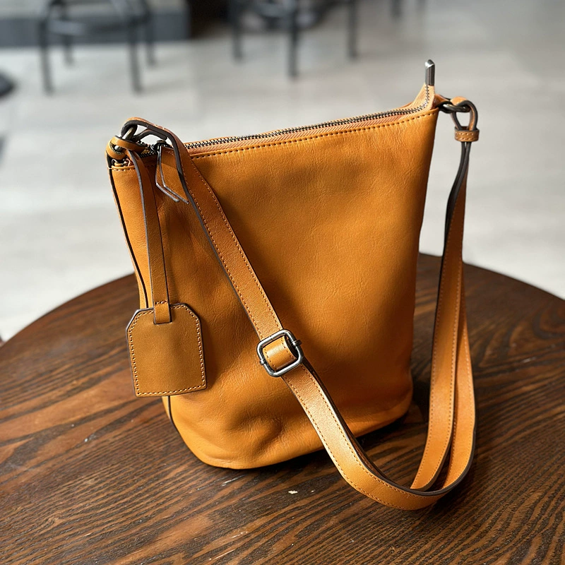 Japanese shoulder bag, leather one-shoulder bag, underarm bag, genuine leather, cowhide
