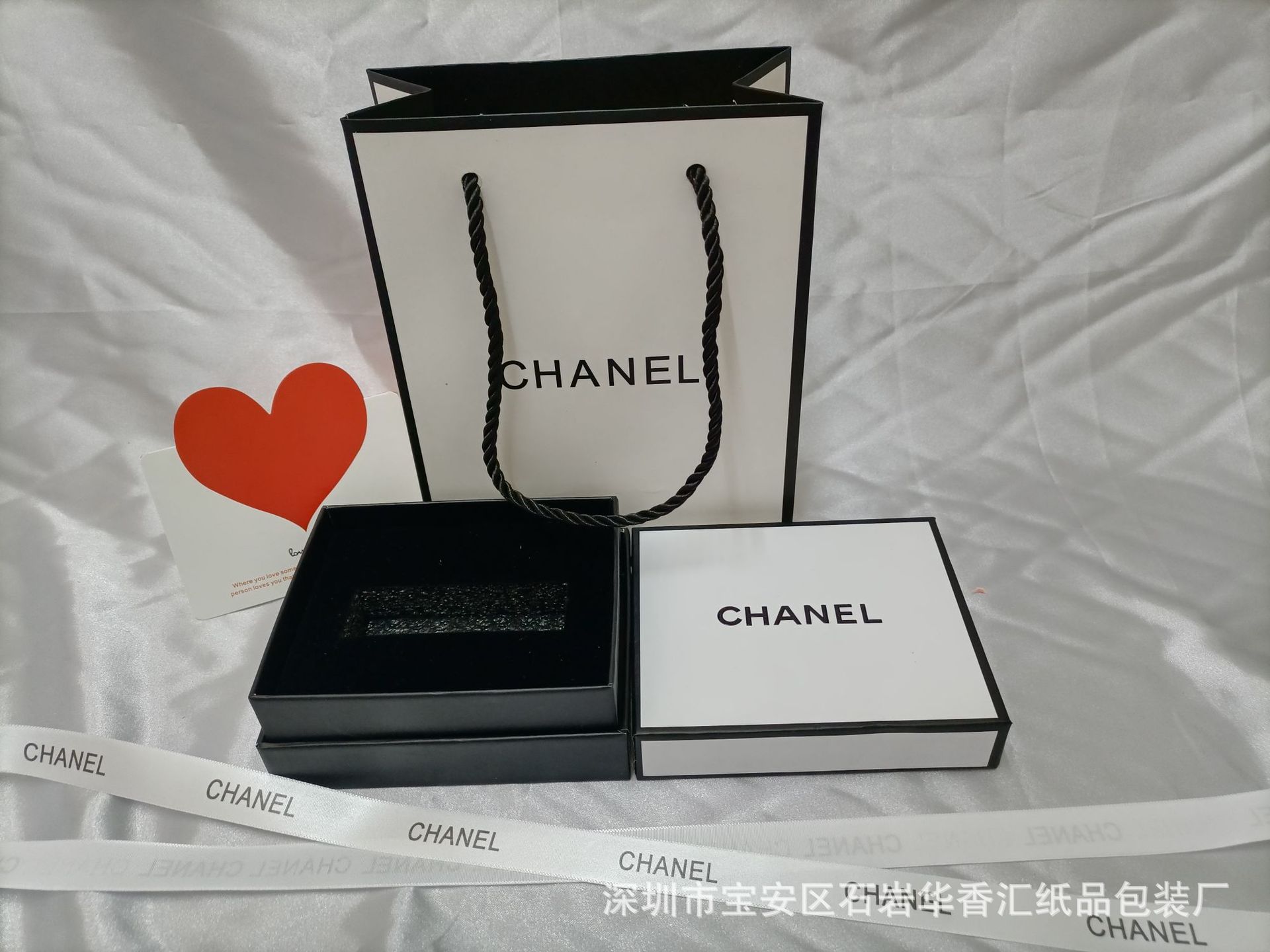 CH Chanel Lipstick Lipstick Gift Box Gif...