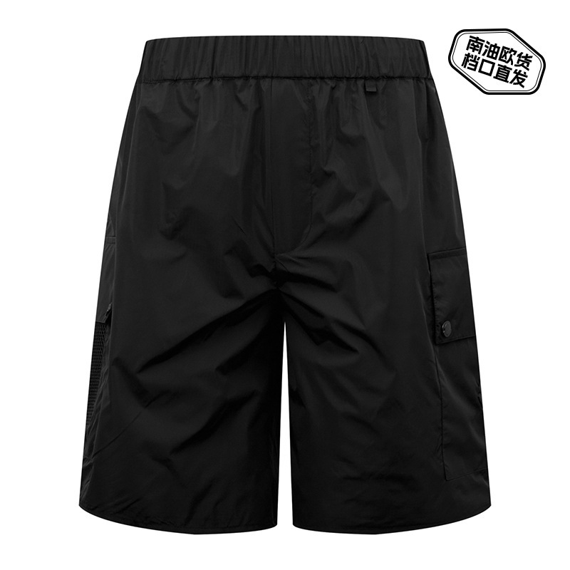 26 Summer Moncler Logo Patch Pocket Shorts for Men and Women, Sports Casual, Lightweight, Functional, Water-Resistant, Quick-Dry, Five-Point Length