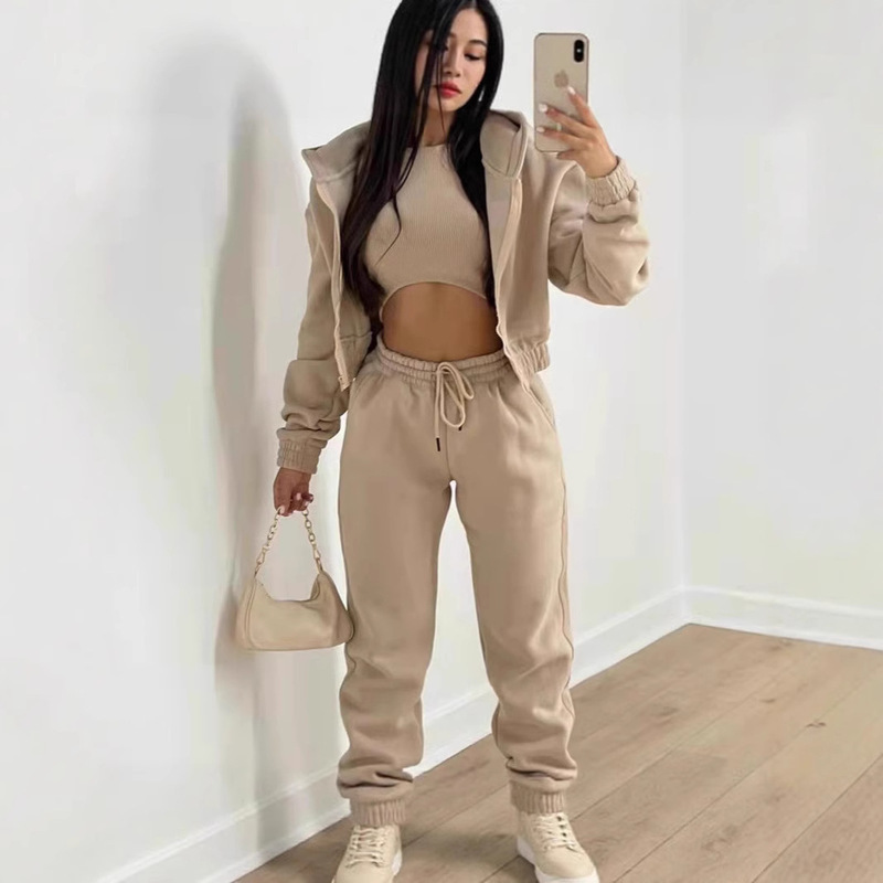 Amazon European and American Clothing Three-Piece Suit, Trousers, Velvet Hooded Sweatshirt, Sports Fashion and Casual Winter Wear Complete Set