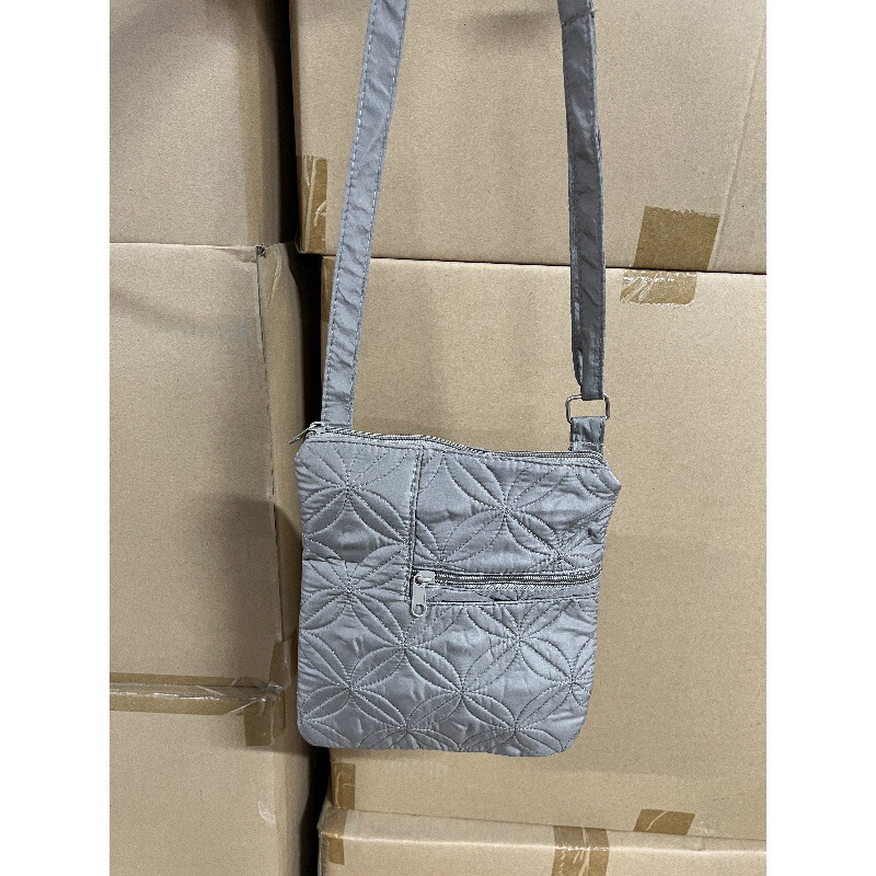 Export overstock quilted niche designer commuter bag, versatile crossbody bag Export overstock quilted niche designer commuter bag, versatile crossbody bag