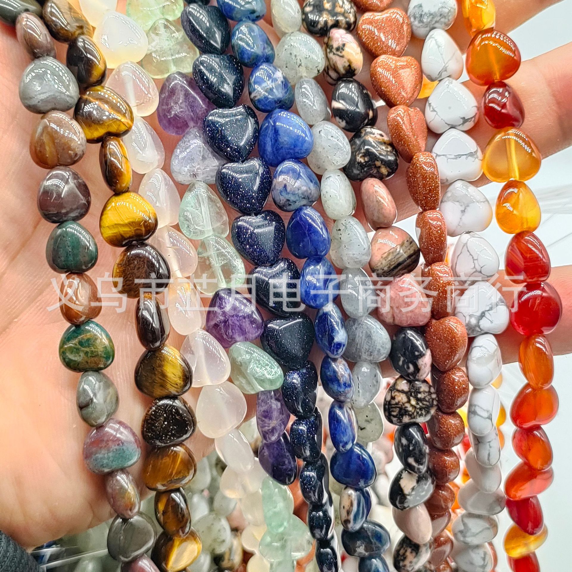 廠家推薦 桃心散珠水晶瑪瑙愛心配件diy飾品配件服裝輔料心形串珠
