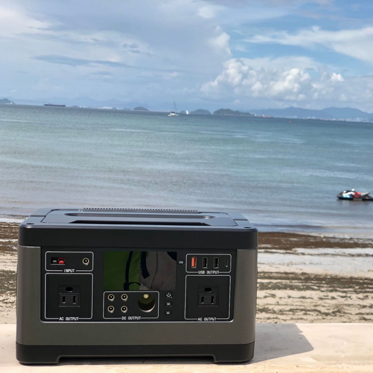 光伏发电系统太阳能电站500W户外便携式储能电源 solar generator 光伏发电系统太阳能电站500W户外便携式储能电源 solar generator