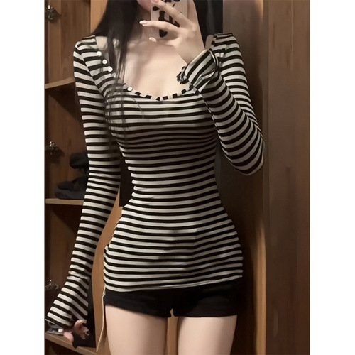 Gentle Wind Striped Long-Sleeve Women's Spring Top for Layering, Slim-Fitting Base Shirt with Unique Design, Exquisite and Stunning Upper Body Top