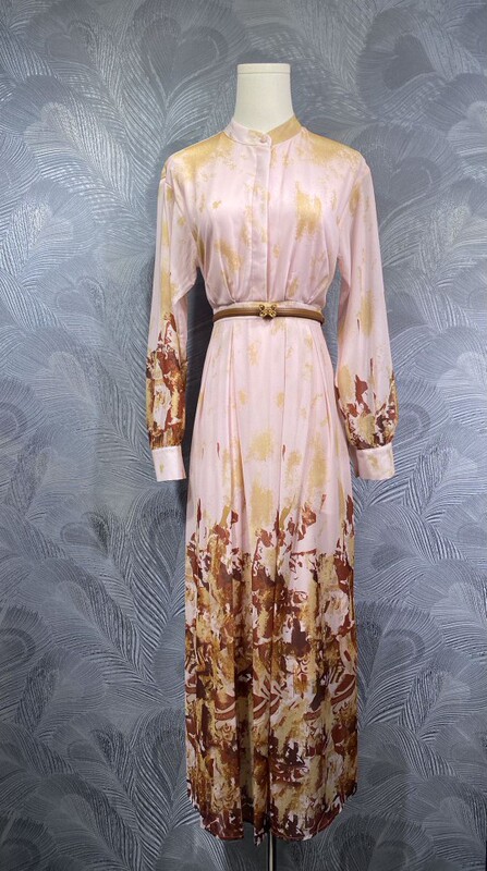 Fengyingying foreign trade women's clothing 2025 summer new stand collar printing long dress in stock real shot