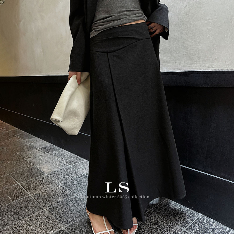 【LS新品牌】黑标极简大牌 早秋上新极简纯色通勤百搭半身裙30275|undefined