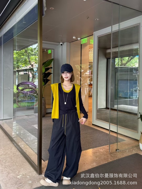休闲运动套装女2025年秋季新款时尚洋气减龄显瘦外套阔腿裤三件套|undefined