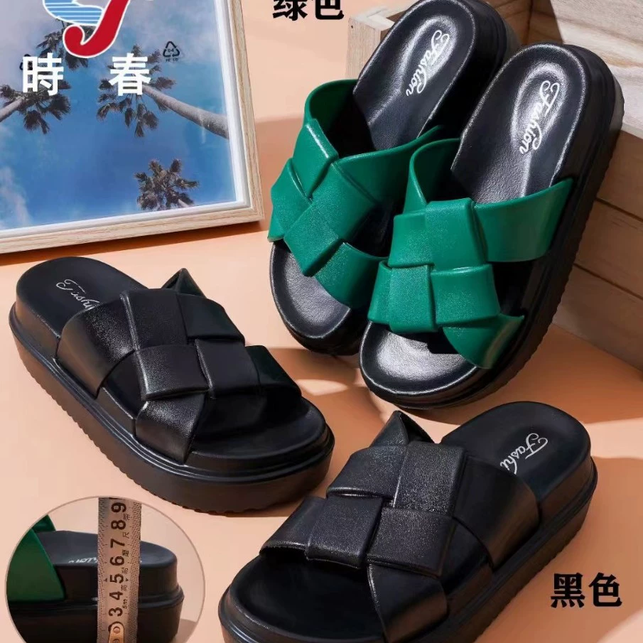 Новые тапочки женская летняя одежда дикая мягкая подошва, чтобы наступить на фекалии мода пляжный отдых прохладные женские тапочки на каблуках оптом