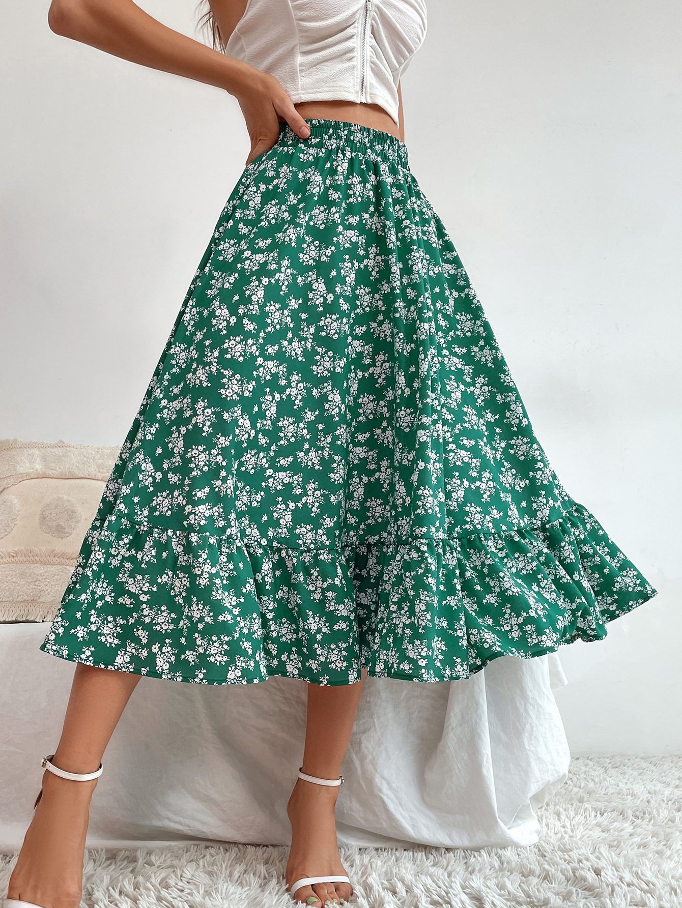 182g Weight Midi Dress Dress Length Type Skirt Dresses Type Spandex, Polyester Fabric Type High Waist Waist Line Inelastic Elasticity Holiday, Daily Occasion Regular Fit Fit Type Ditsy Floral, Leopard Pattern Spring, Autumn Season Women's Gender Casual, Streetwear Style Spring Autumn Casual Streetwear Ditsy Floral Leopard Spandex Polyester Midi Dress Skirts 65