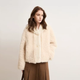 女式毛呢外套;女式皮衣;其他短外套