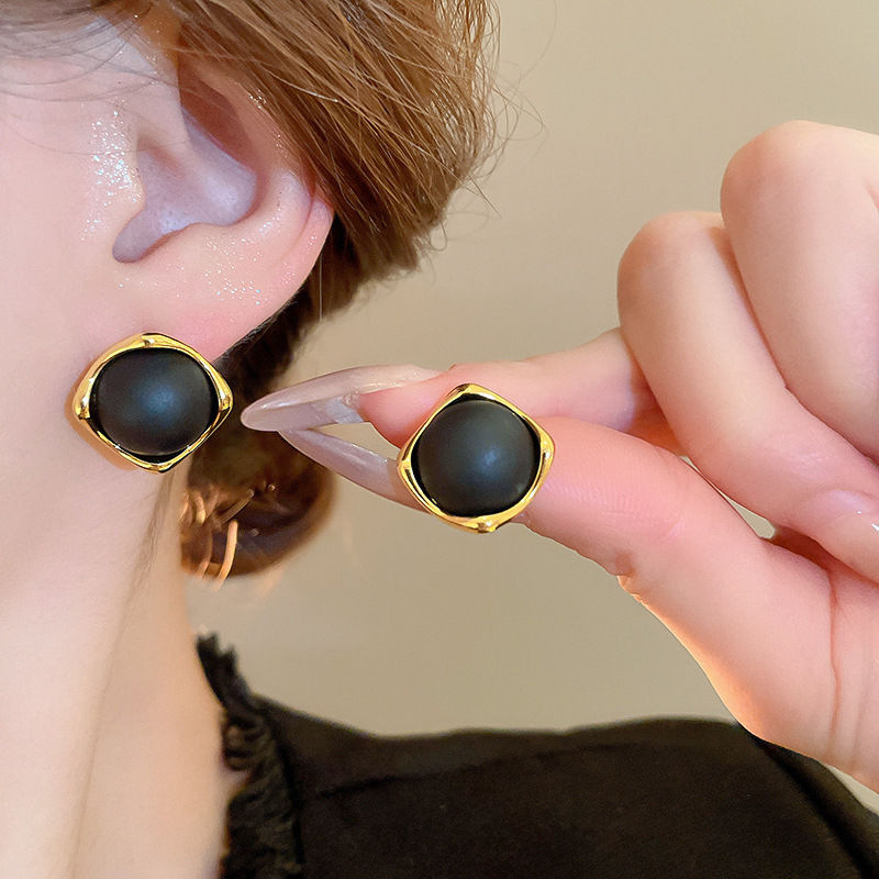 Pendientes de borla de flores de tul de aguja de plata Pendientes de súper hada verde menta fresca Pendientes de diseño exagerado de nicho