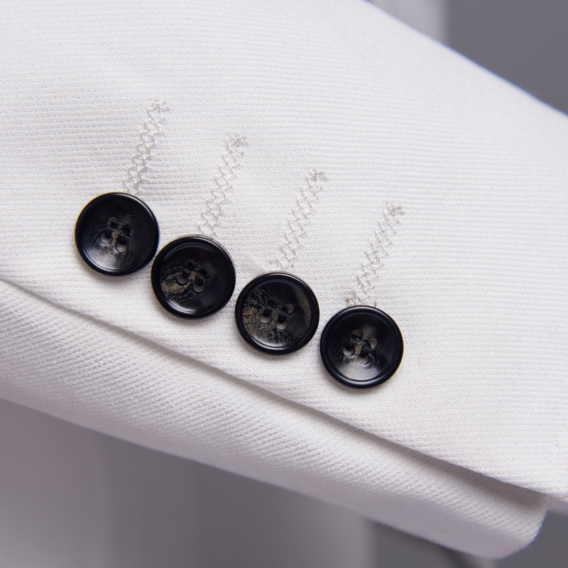Completo da smoking da uomo a tre pezzi con collo a scialle, giacca elegante da sera con vestibilità slim per matrimoni ed eventi._voghion.com