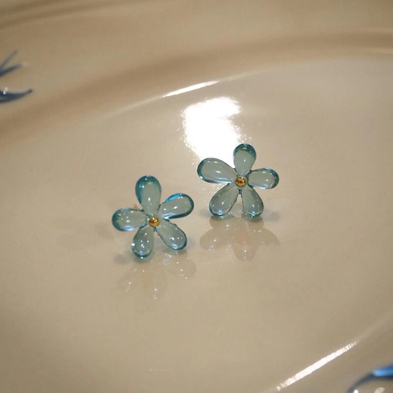 Korean Style New Simple Transparent Acrylic Flower Earrings Sweet All-Match Small Daily Commuter Student Earrings
