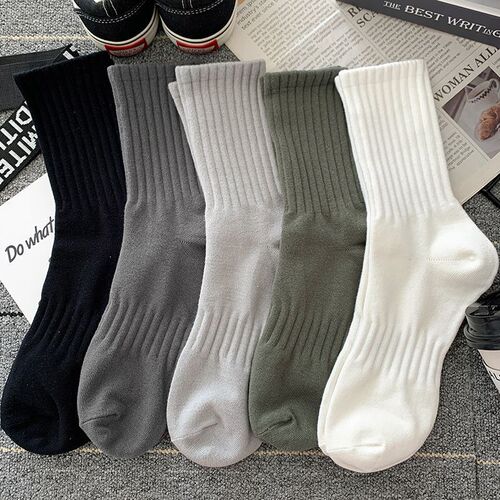 Zhuji socks men's mid-calf solid color autumn and winter stockings versatile ins trendy sports American high-waisted stockings