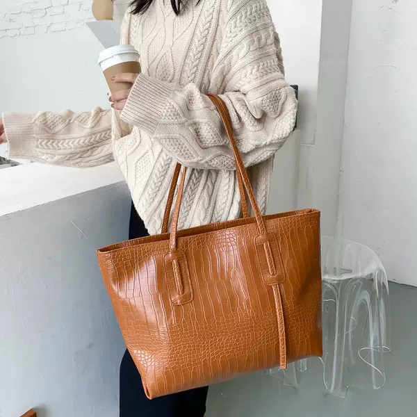 High-End Large-Capacity Tote Women's Bag, New Fashion Versatile Shoulder Underarm Bag, Ins Simple Bag