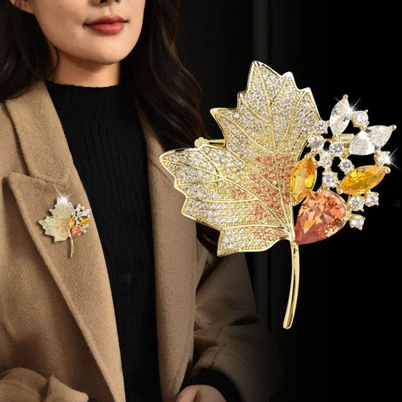 High-end Light Luxury Diamond Maple Leaf Brooch Pin Women Exquisite Corsage Luxury Dress Coat Accessories Cross-border Wholesale