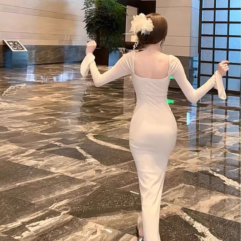 Spring and Autumn New Style Sequined Pleated Dress That Covers the Body, Elegant New Style Long-Sleeved Mid-Length Dress for Women