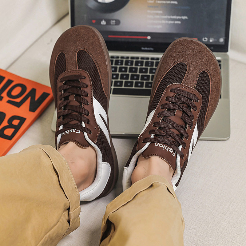 Nieuwe, lichtgewicht outdoor sportschoenen voor heren met brede neus, open tenen en zachte zool, mesh en brede leest, Forrest-stijl._voghion.com