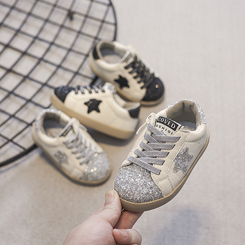Chaussures de printemps et d'automne pour bébés, chaussures de marche à la mode pour filles et garçons, semelle souple, antidérapantes, à paillettes, étoile unique, nouvelle collection_voghion.com