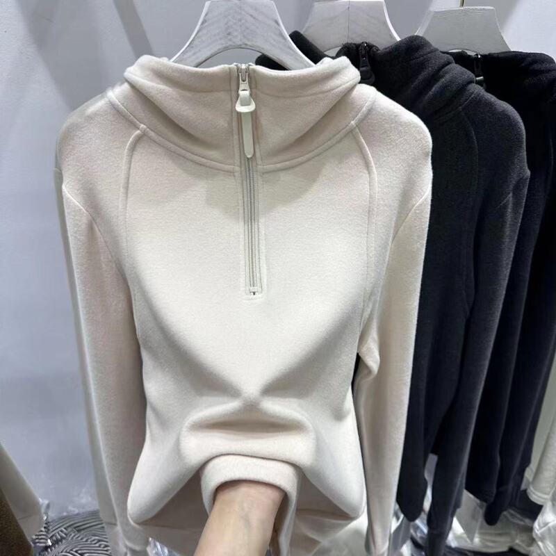 Solid Color Velvet Hooded Zipper Sweatshirt for Women, Fashionable and Versatile Top, Autumn and Winter Base Layer, Chic High Collar, Warm Outer Wear Solid Color Velvet Hooded Zipper Sweatshirt for Women, Fashionable and Versatile Top, Autumn and Winter Base Layer, Chic High Collar, Warm Outer Wear