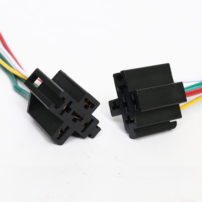 厂家供应批发5孔 12V 24V 等系列汽车继电器五脚含插座量大定 制