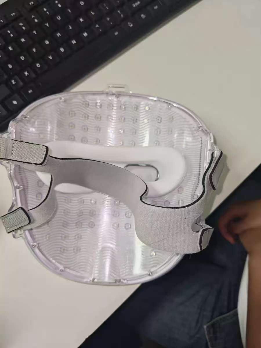 Nuevo producto para uso doméstico: Máscara de belleza con luz de color White Queen, dispositivo de belleza reparador, rejuvenecimiento de la piel con fotones, máscara iluminadora LED de 7 colores.