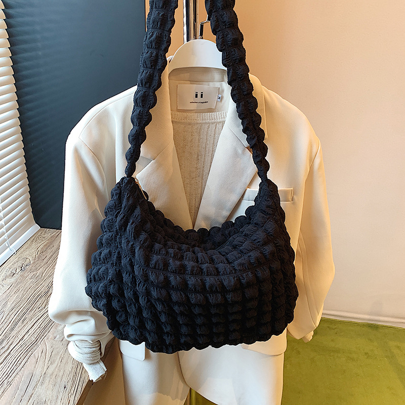 Bolsas de compras dobladas universales coreanas nubes bolsas debajo de la braza para mujeres 2025 nuevo bolso de hombro de color sólido para mujeres