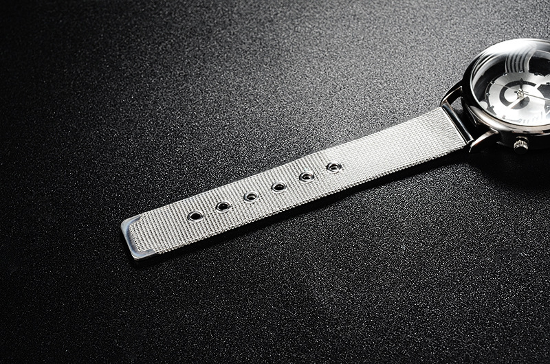 Steel Strap Watch Korean Fashion Hollow Music Symbol Net Strap Watch Men's Women's Note Quartz Watch_voghion.com