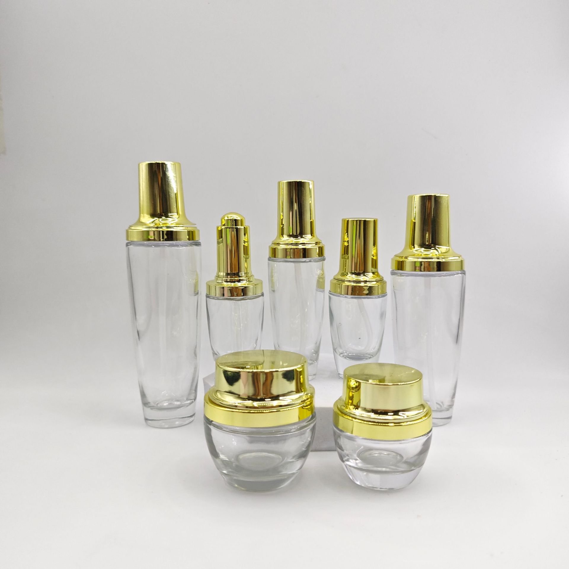 现货批发小黑瓶化妆品套装瓶120ml精华液水乳分装瓶30g膏霜面霜瓶