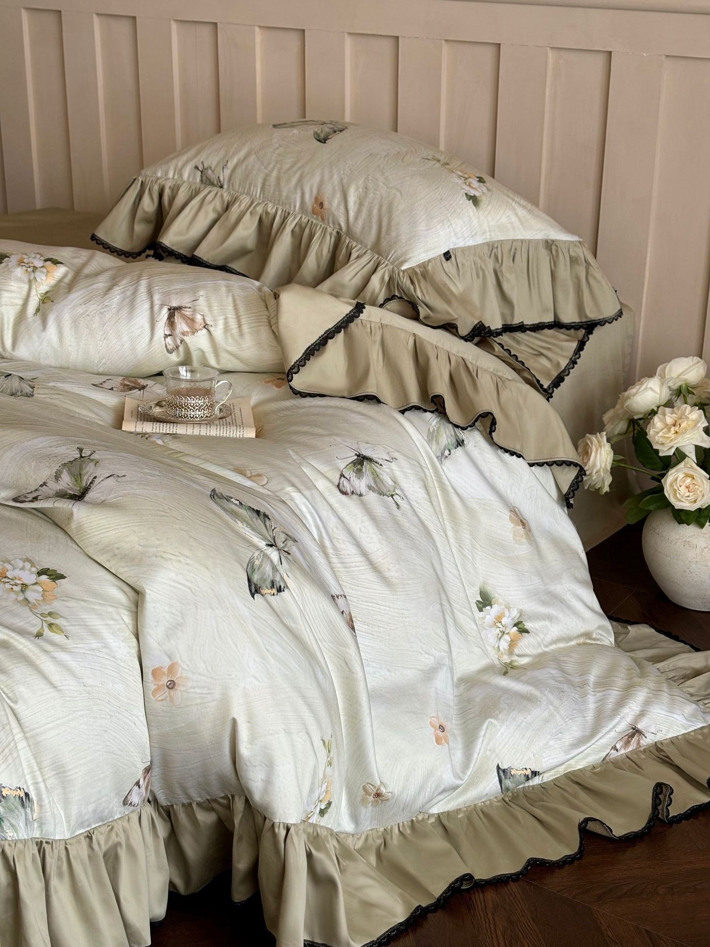 Nordisk vintage boho påslakanset i ren bomull med spets_voghion.com