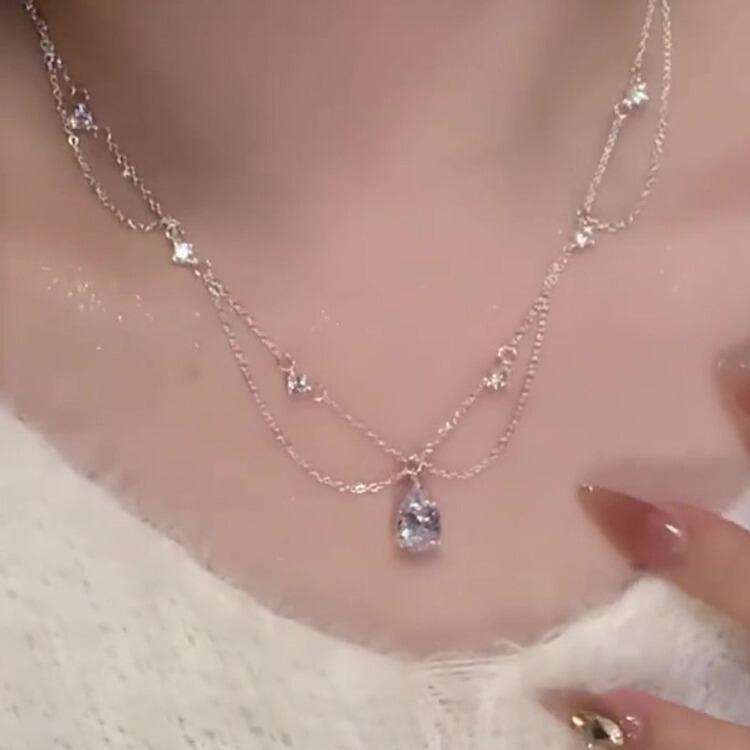 Bright Nebula necklace for girls personality fashion Starry Sky 2024 new popular light luxury high-end design necklace