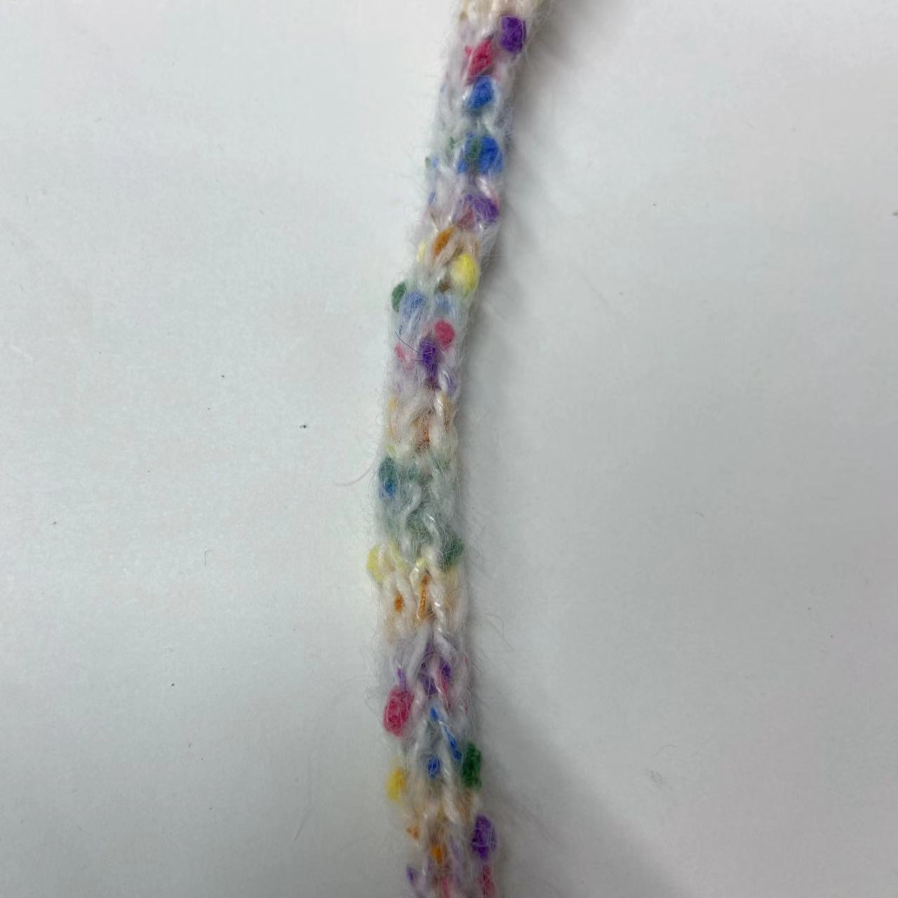 Otoño y invierno punto de onda de color entrelaces lana hueca cinta de tejido joyería pinzas de pelo accesorios de fragancia corda de sombrero