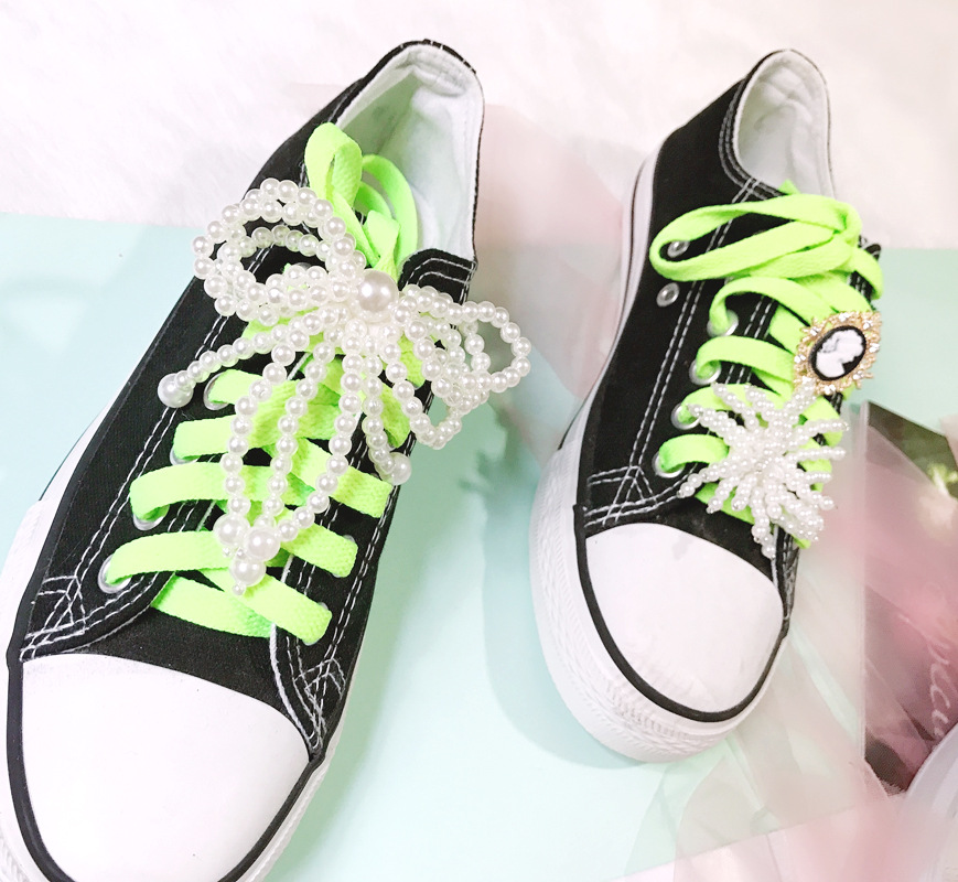10g Weight Shoe Buckle Shoe Accessories Type 1 Piece Quantity Daily Occasion Arylic, Alloy Material Flower Pattern Winter, Summer, Spring Season Women's Gender Flower Shoe Accessories Arylic Alloy Winter Summer Spring Shoe Buckle 10